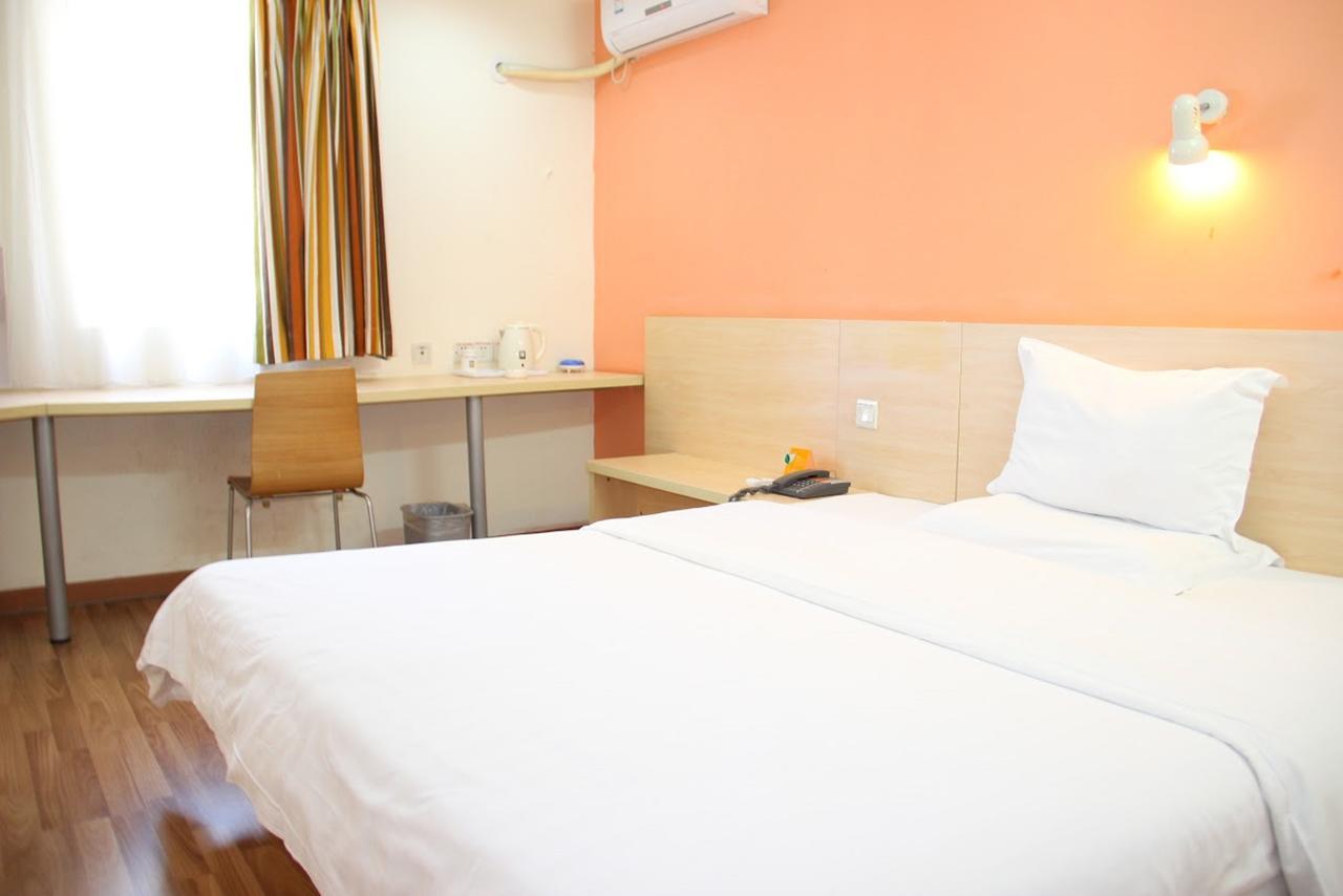 7Days Inn West Liaoyang Road Carrefour Qingdao Exterior photo